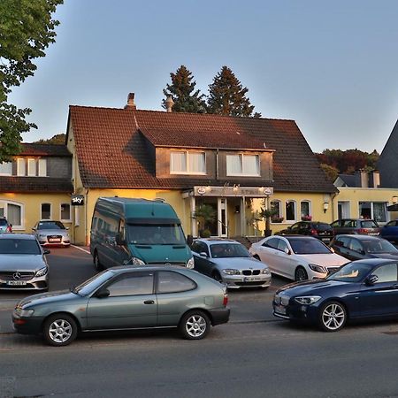 Hotel Restaurant New Neuenhof วุปปาทัล ภายนอก รูปภาพ